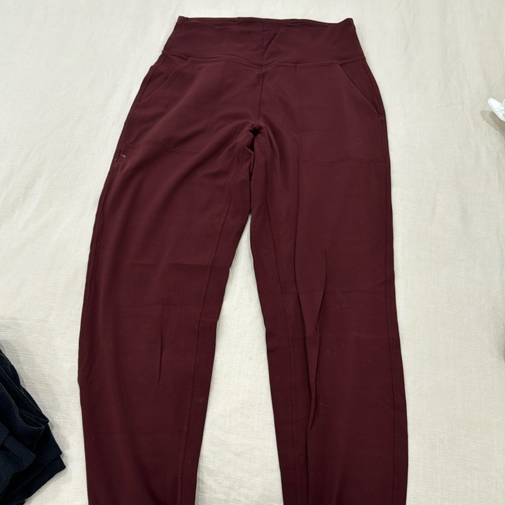 lululemon joggers